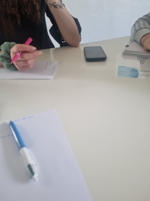 Stylo sur une feuille